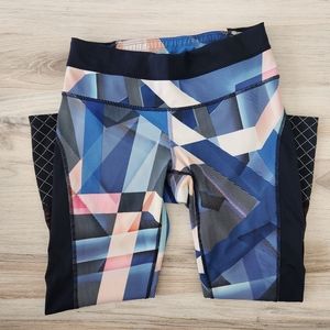Athleta Capri Leggings